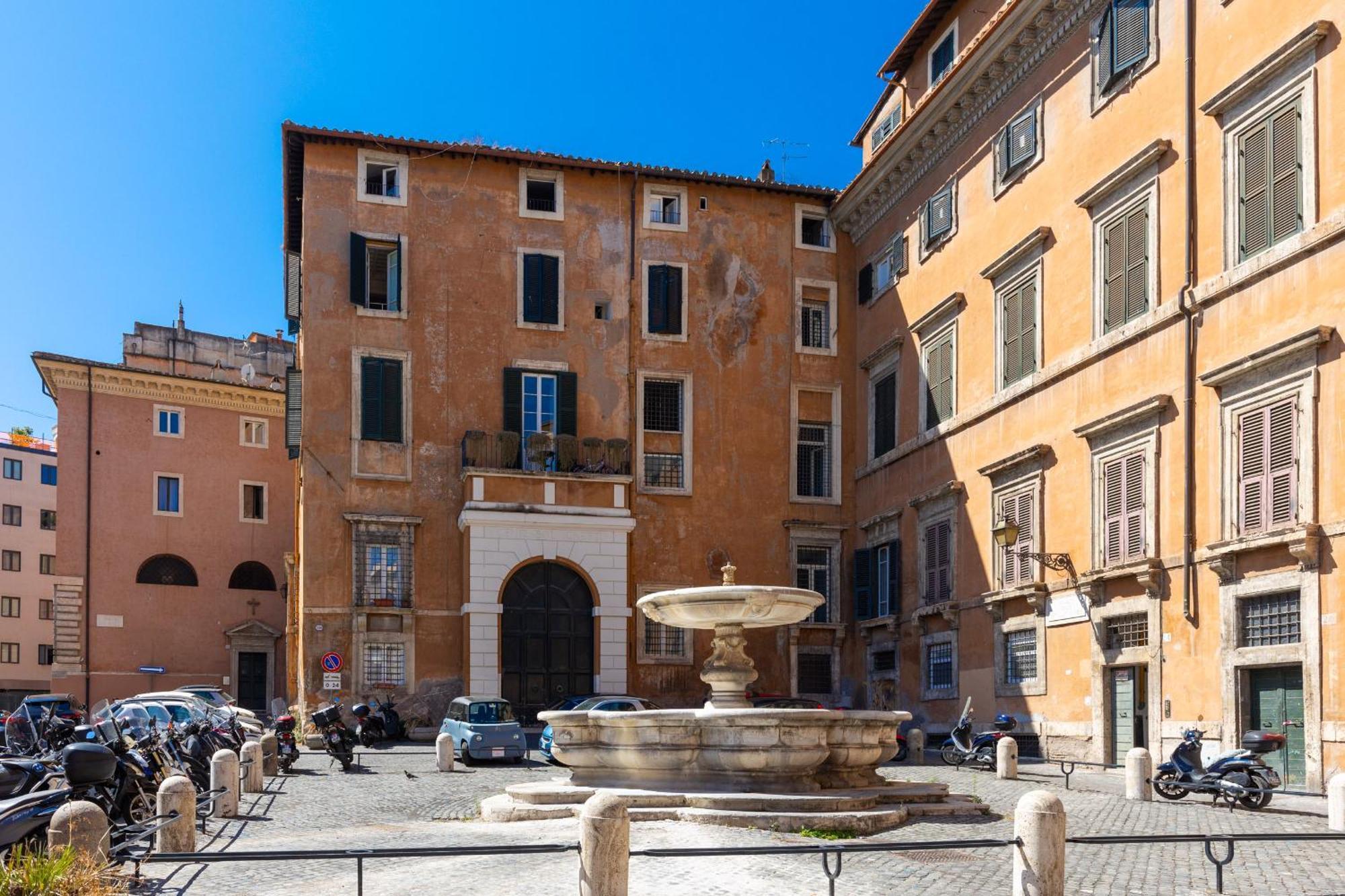 Romeinsuite المظهر الخارجي الصورة